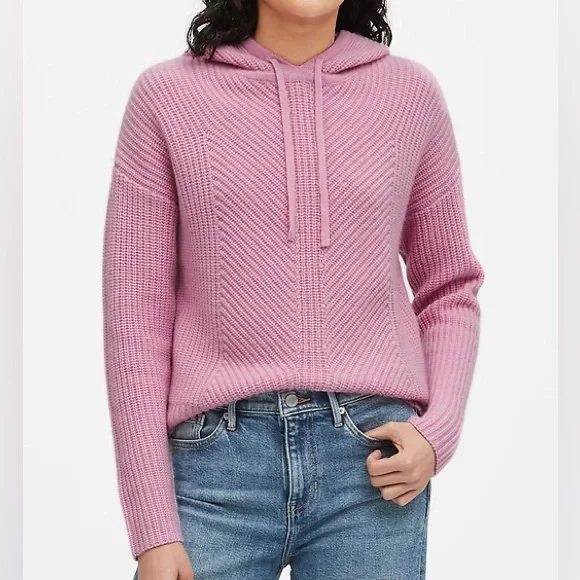 Banana Republic Sweaters Banana Republic Cashmere Pretty In